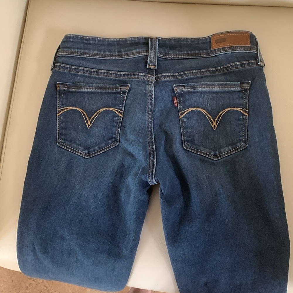 LEVI'sDemi Curve LowRise Skinny Jeans  Size 5/27   Perfect Condition